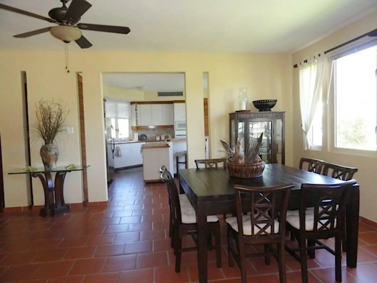 Willa Gardenia- 3BR Dorado- Ocean Views + 3 pools  Dorado